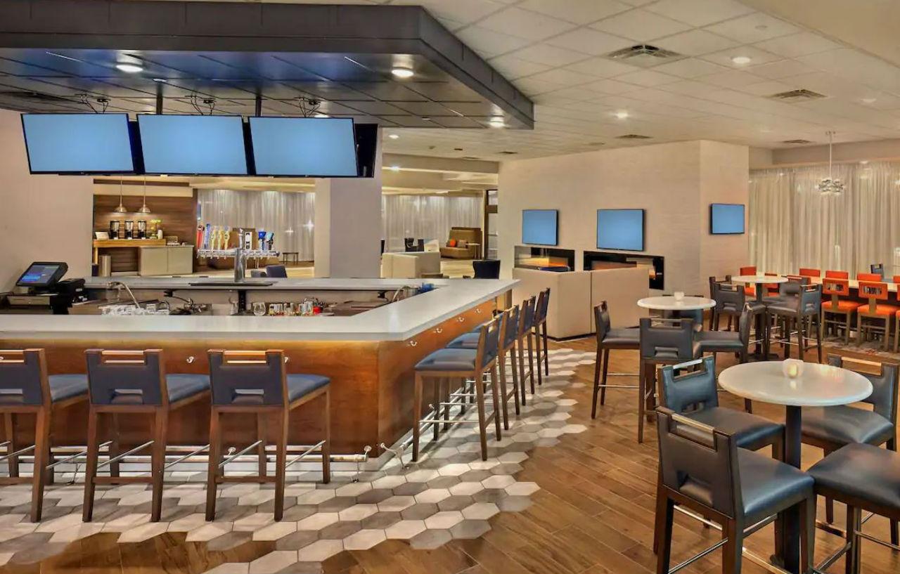Doubletree By Hilton Little Rock Hotell Exteriör bild