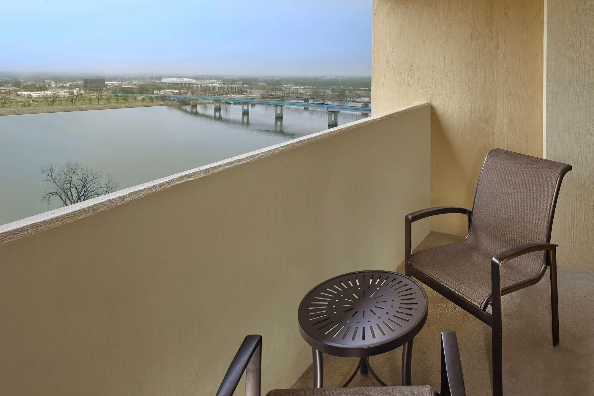 Doubletree By Hilton Little Rock Hotell Exteriör bild